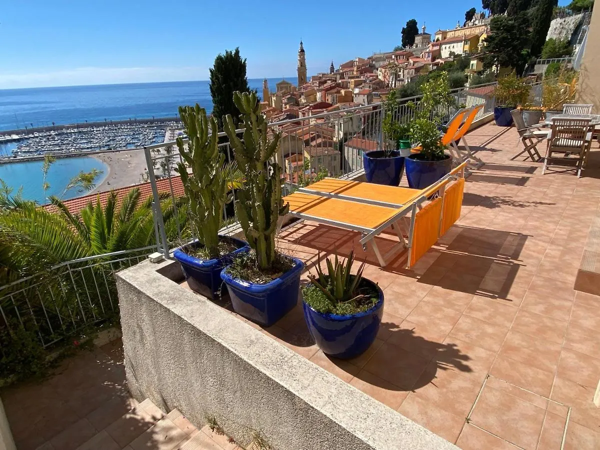 Villa L'Ensoleillee Vue Panoramique Mer, 250 M De La Plage Et Du Centre Ville マントン 0*,  フランス