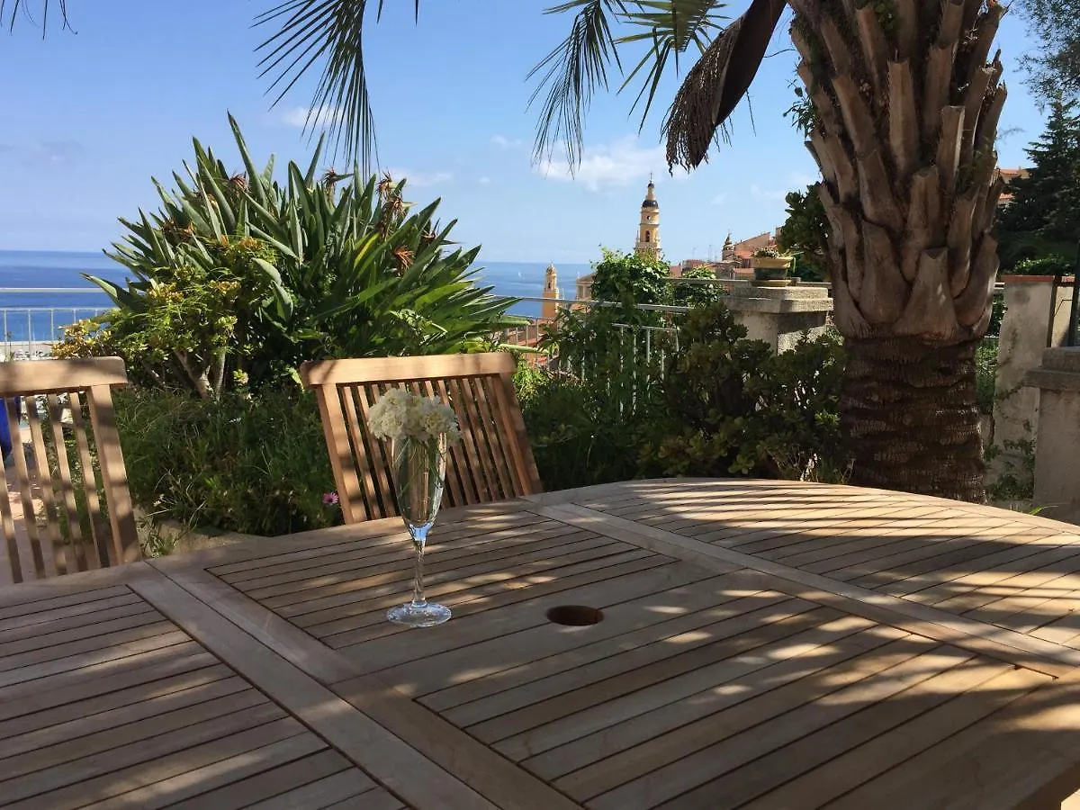 Villa L'Ensoleillee Vue Panoramique Mer, 250 M De La Plage Et Du Centre Ville Menton Apartment